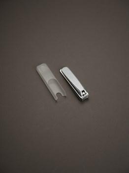 KD-022 Kanetsune Клиппер для ногтей с контейнером Chrome nailclippers средний